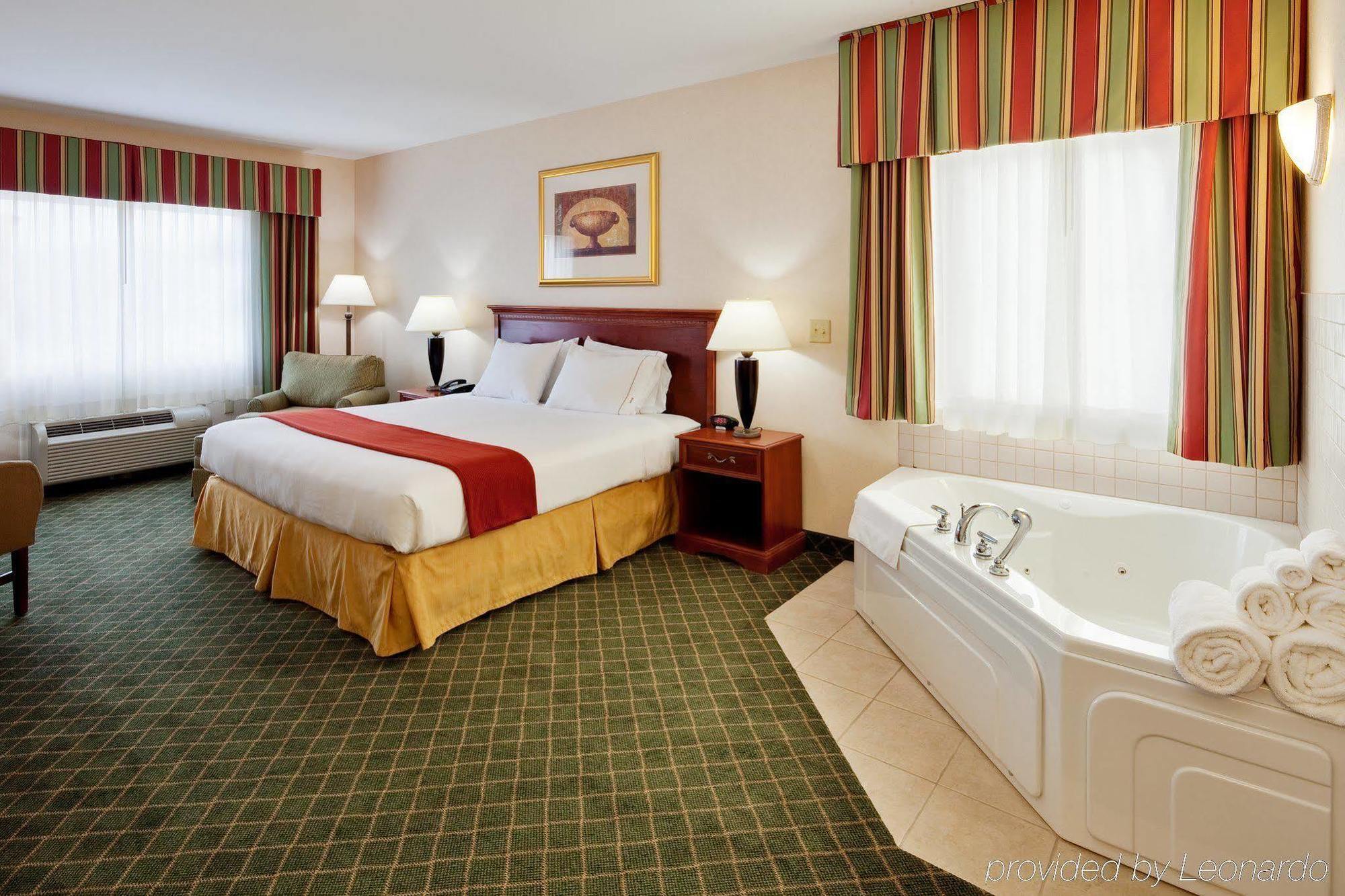Holiday Inn Express & Suites Gibson By Ihg New Milford Exterior foto